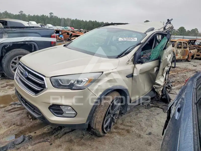 2017 Ford ESCAPE photo