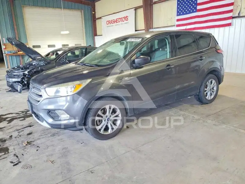 2017 Ford ESCAPE photo
