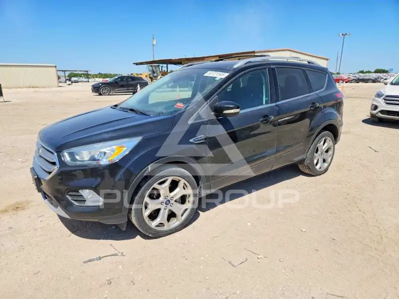 2017 Ford ESCAPE photo