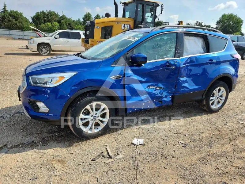 2017 Ford ESCAPE photo