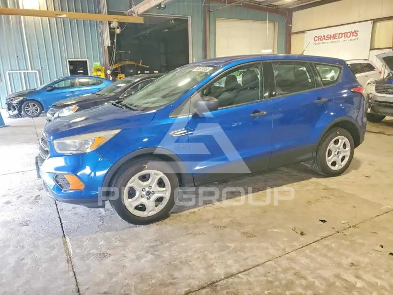 2017 Ford ESCAPE photo