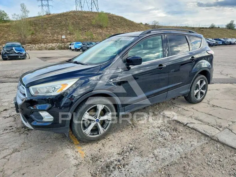 2017 Ford ESCAPE photo