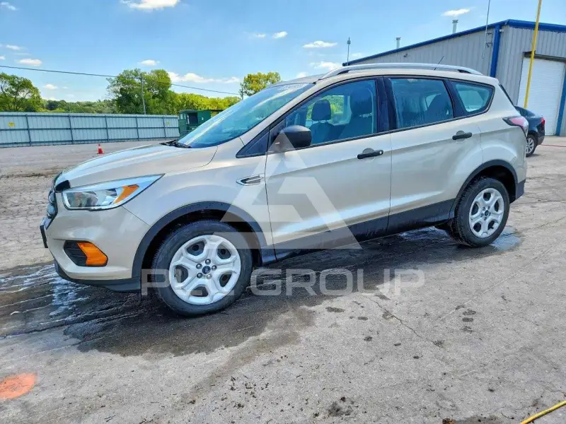 2017 Ford ESCAPE photo