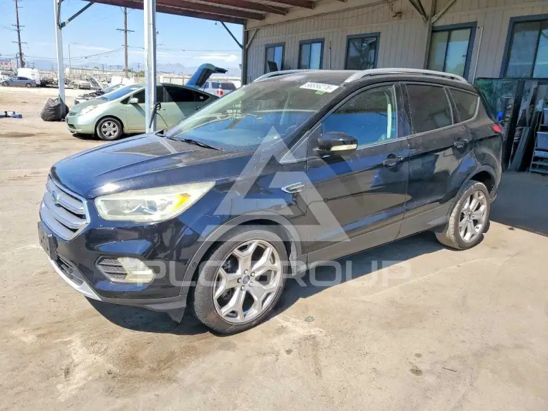 2017 Ford ESCAPE photo