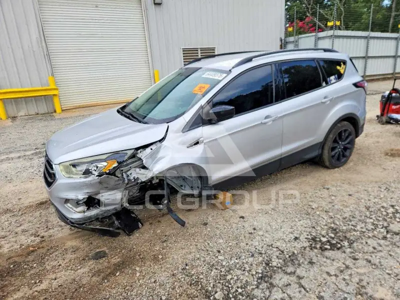 2017 Ford ESCAPE фото
