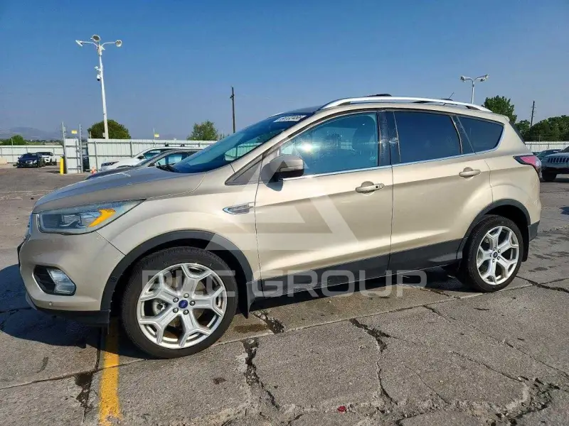 2017 Ford ESCAPE photo