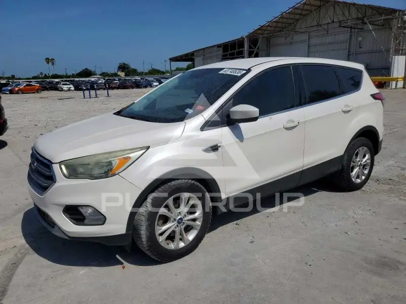 2017 Ford ESCAPE фото