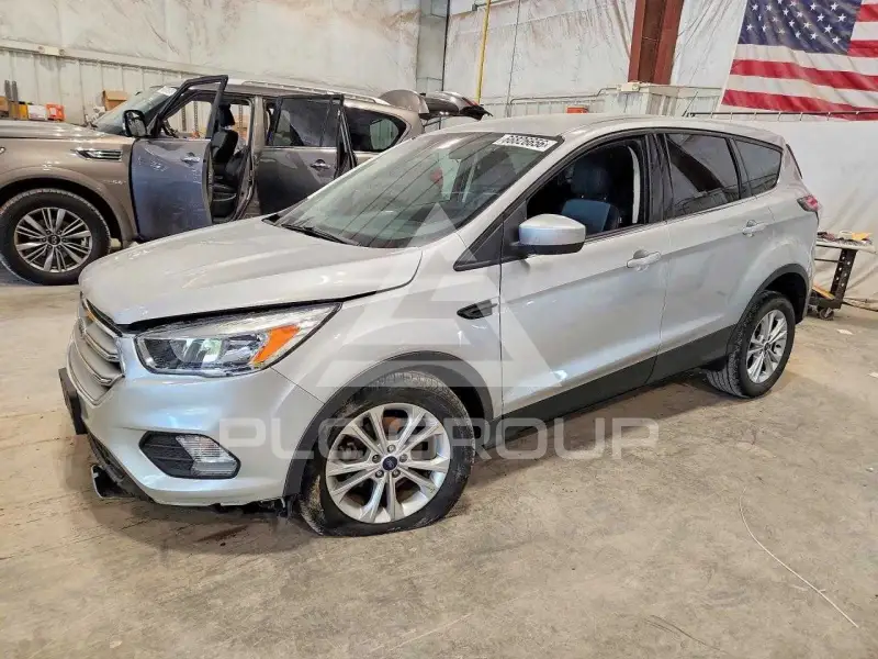 2017 Ford ESCAPE фото
