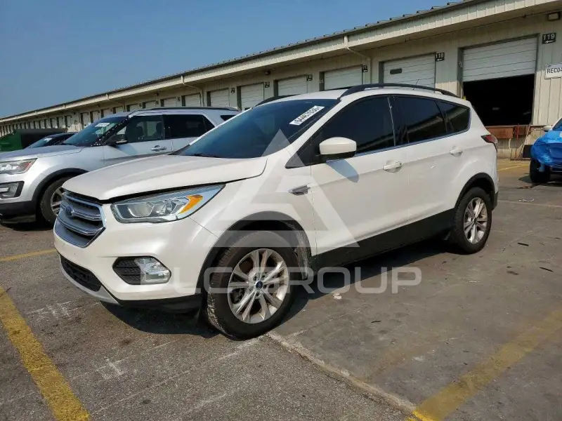 2017 Ford ESCAPE фото