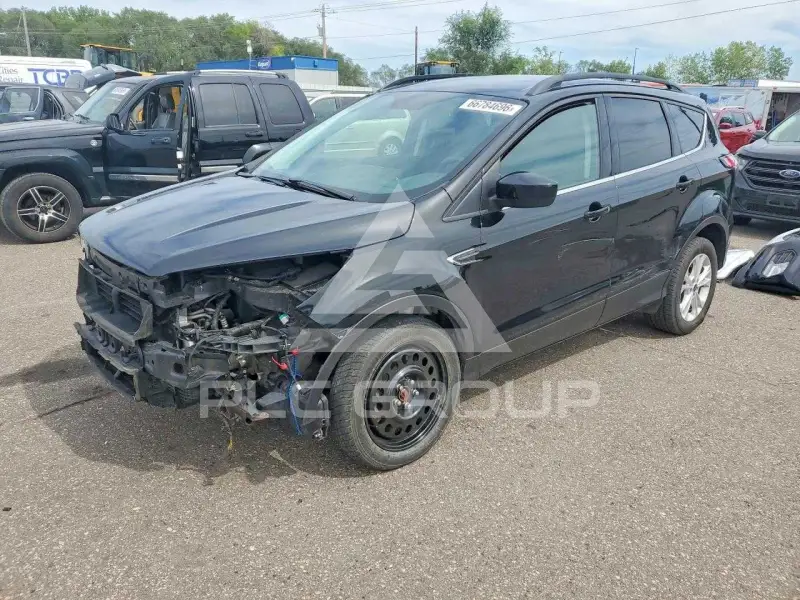 2017 Ford ESCAPE photo