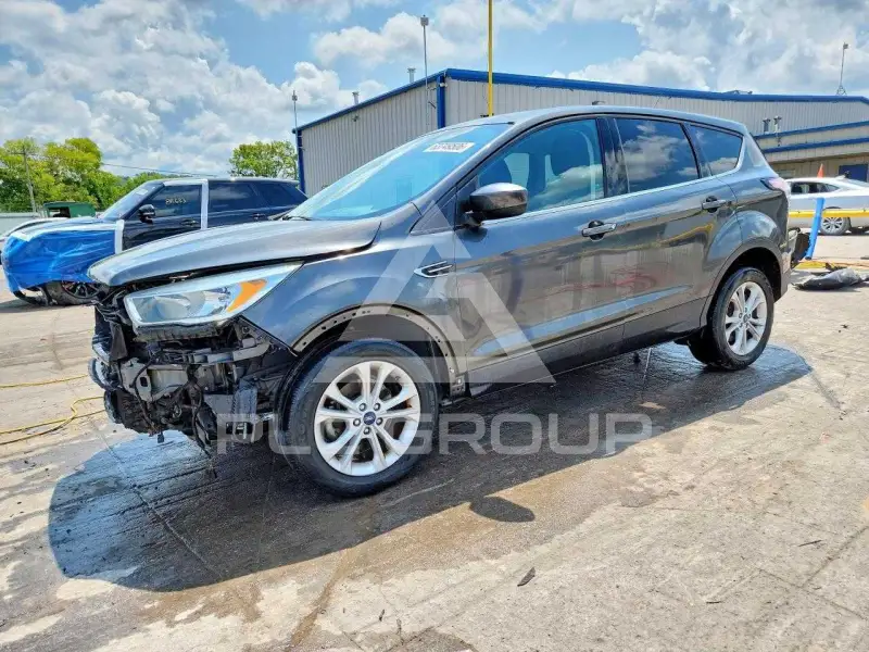 2017 Ford ESCAPE фото