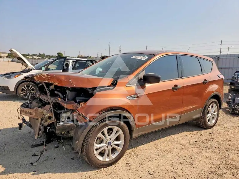 2017 Ford ESCAPE photo