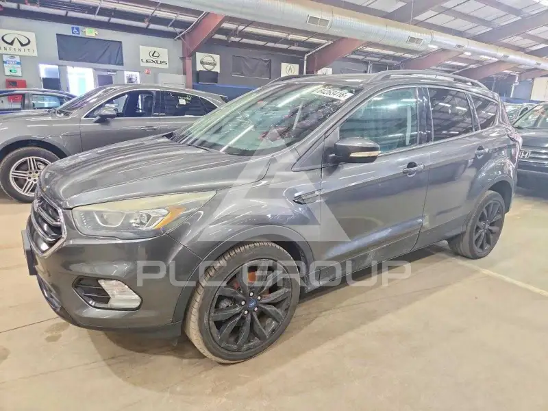 2017 Ford ESCAPE photo