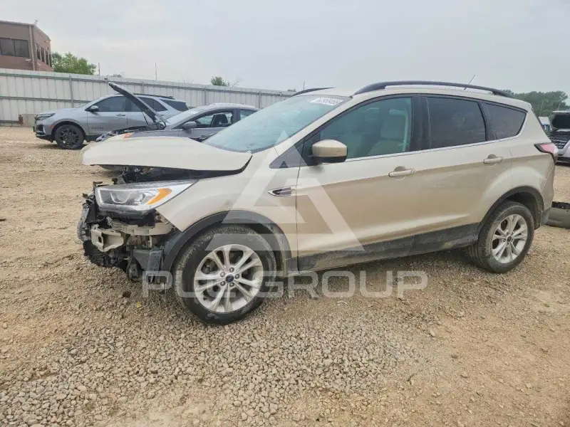2017 Ford ESCAPE фото