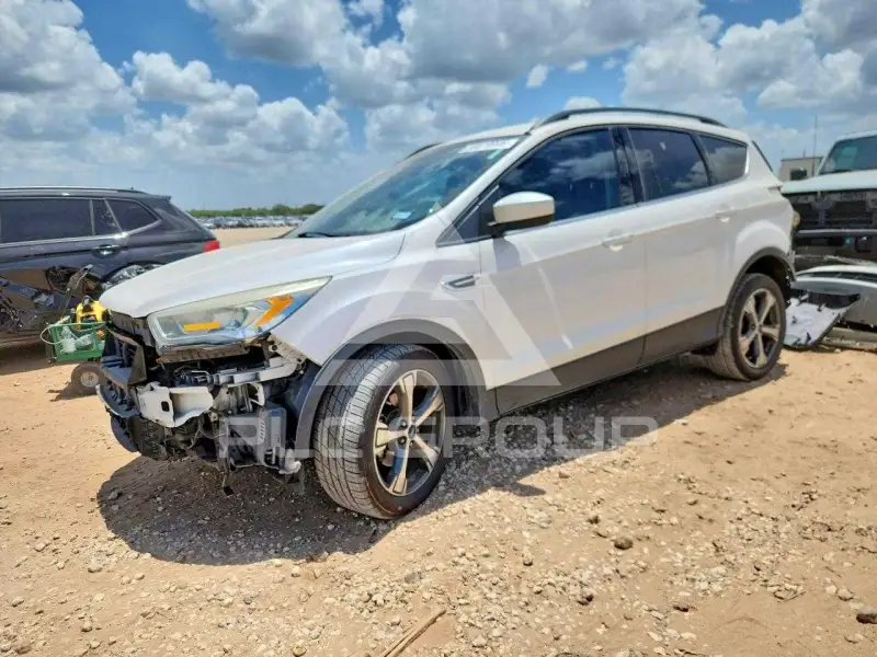 2017 Ford ESCAPE фото