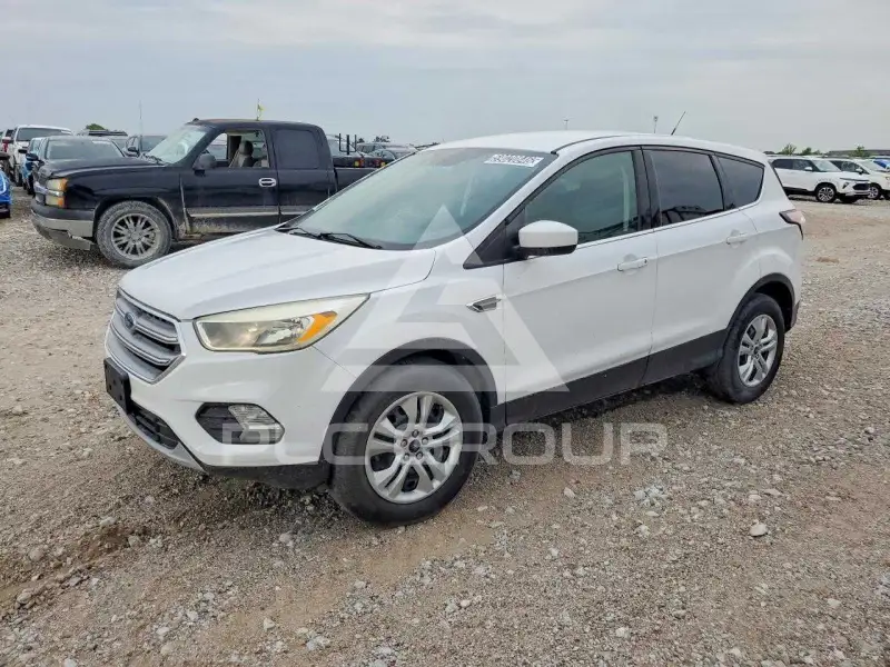 2017 Ford ESCAPE фото
