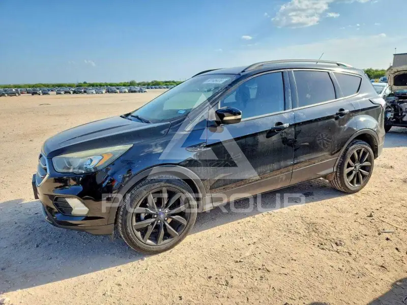 2017 Ford ESCAPE фото
