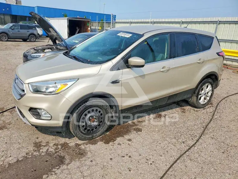 2017 Ford ESCAPE фото