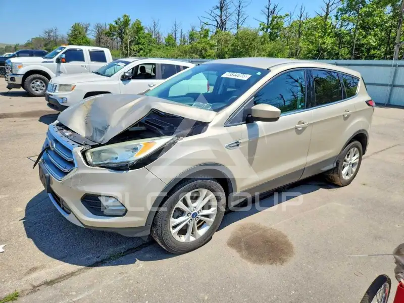2017 Ford ESCAPE photo