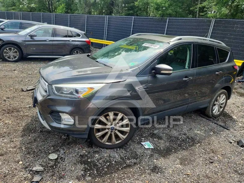 2017 Ford ESCAPE photo