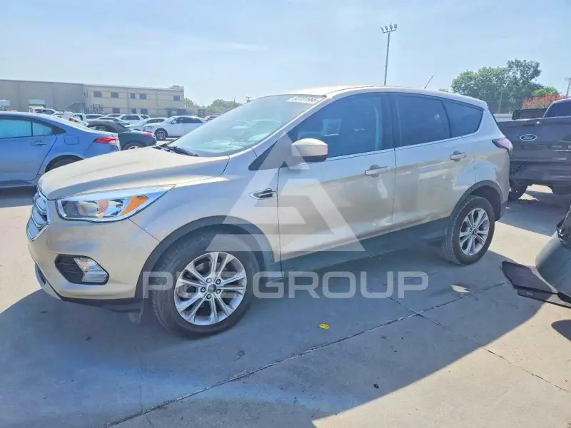 2017 Ford ESCAPE фото