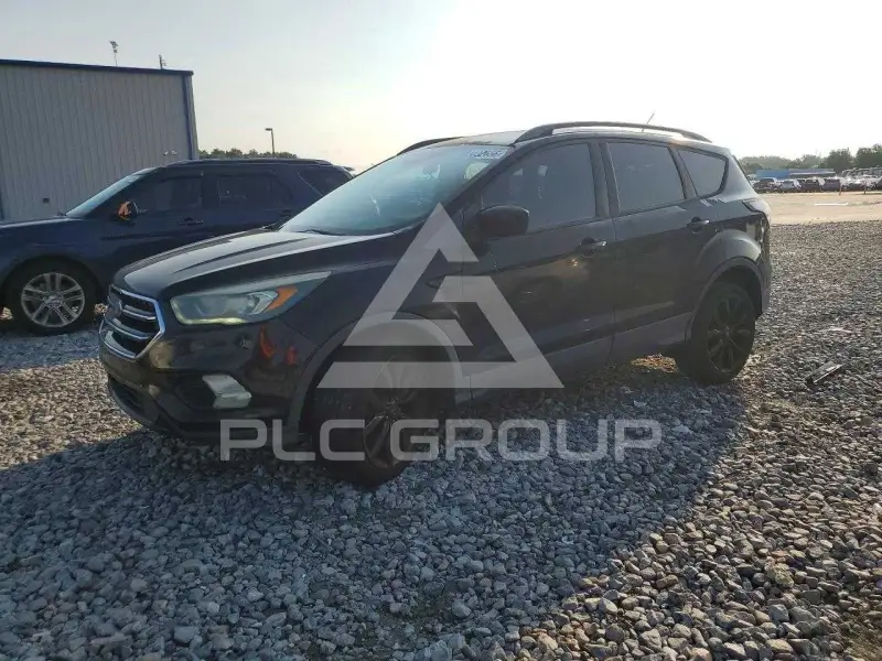 2017 Ford ESCAPE photo