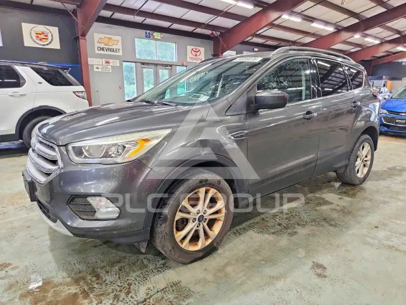 2017 Ford ESCAPE фото