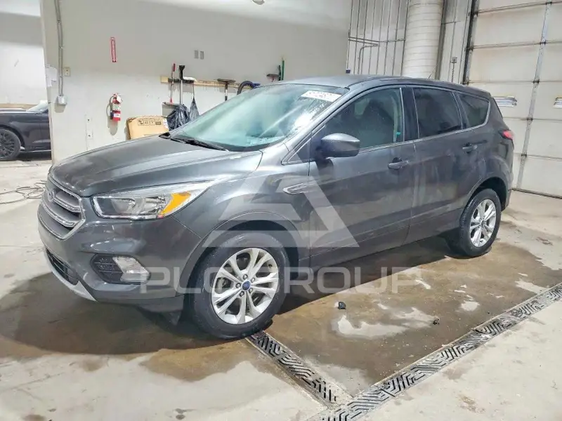 2017 Ford ESCAPE фото