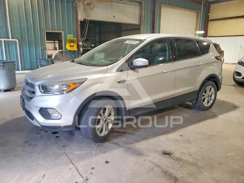 2017 Ford ESCAPE фото