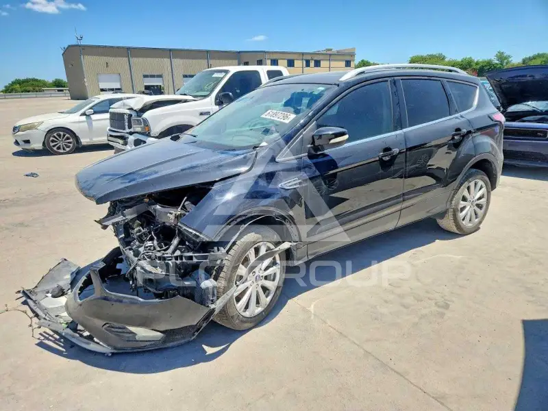 2017 Ford ESCAPE photo