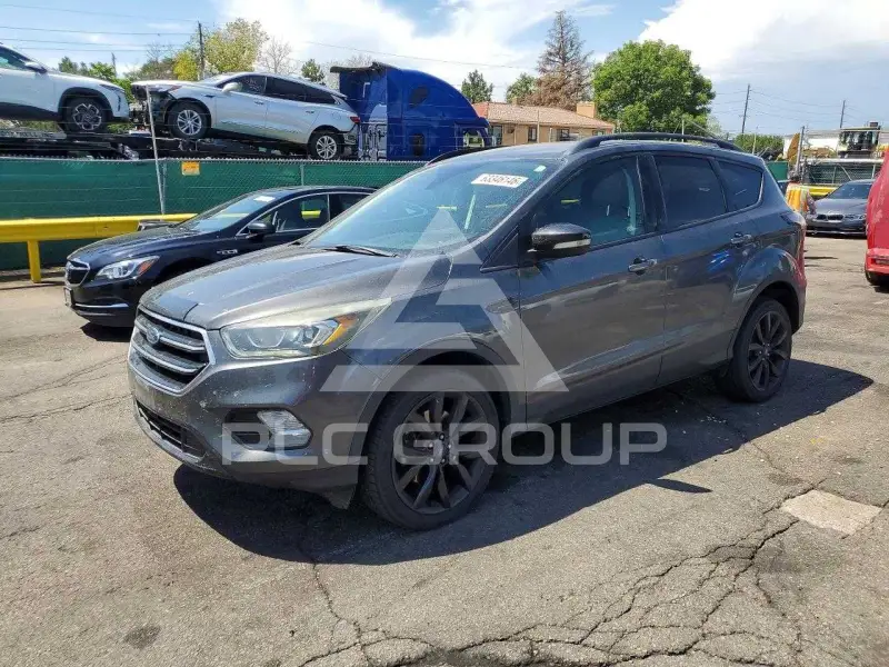 2017 Ford ESCAPE photo