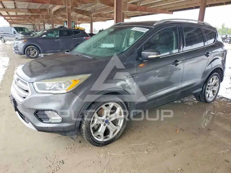 2017 Ford ESCAPE photo