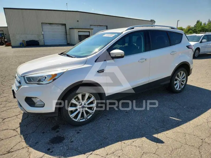 2017 Ford ESCAPE photo
