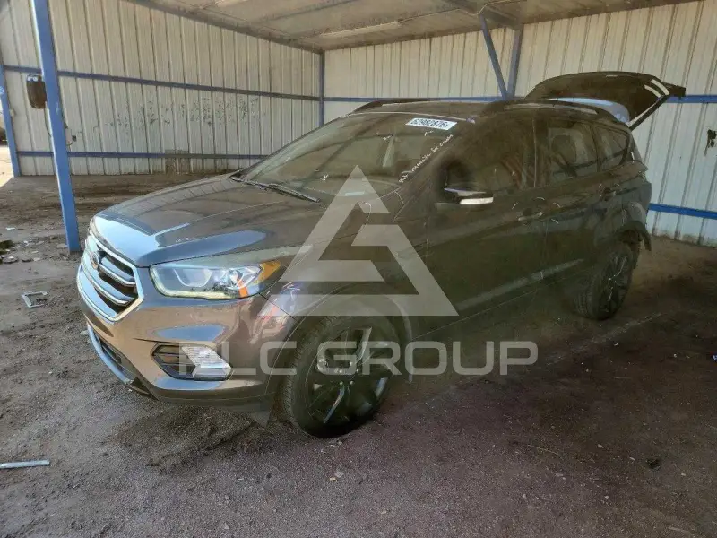 2017 Ford ESCAPE photo