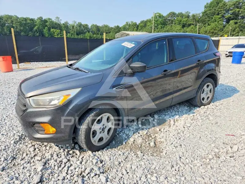 2017 Ford ESCAPE photo