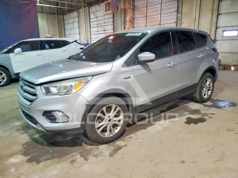 2017 Ford ESCAPE фото
