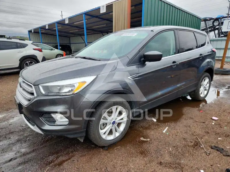 2017 Ford ESCAPE фото