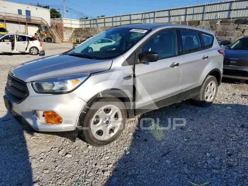 2017 Ford ESCAPE photo