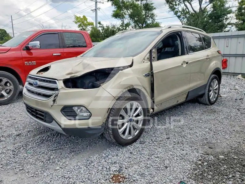 2017 Ford ESCAPE фото
