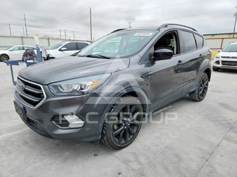 2017 Ford ESCAPE photo