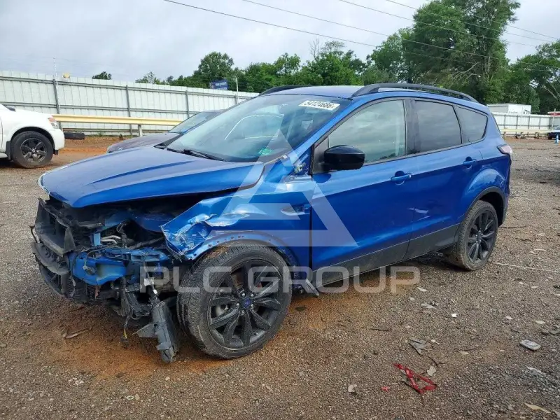 2017 Ford ESCAPE photo