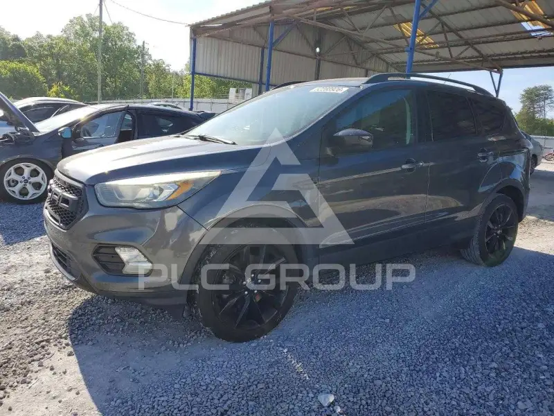2017 Ford ESCAPE photo