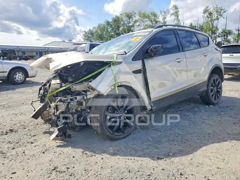 2017 Ford ESCAPE фото