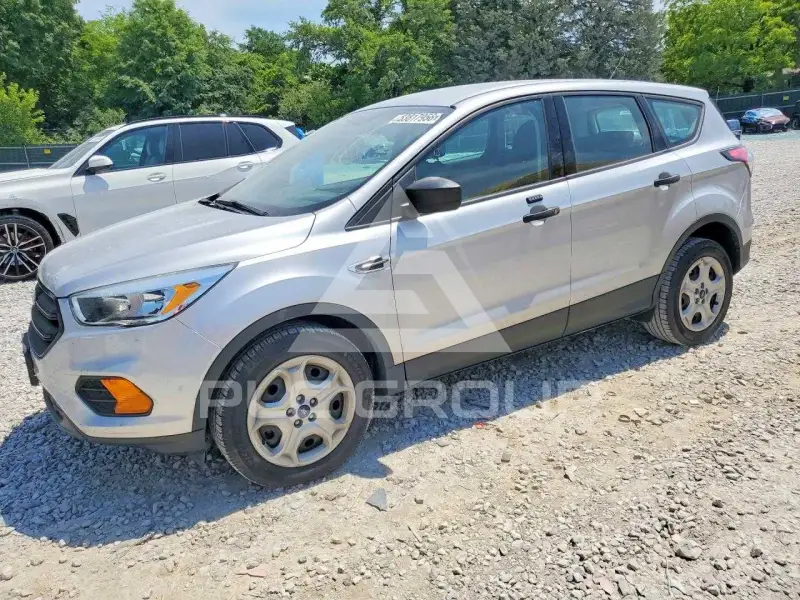 2017 Ford ESCAPE photo
