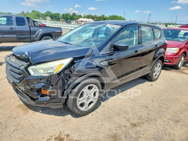 2017 Ford ESCAPE photo