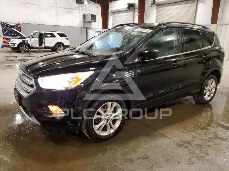 2017 Ford ESCAPE photo