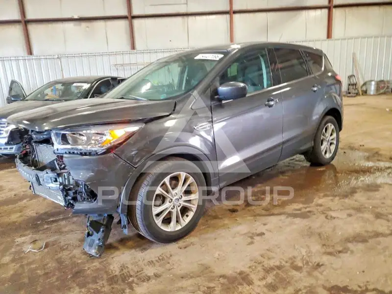 2017 Ford ESCAPE фото