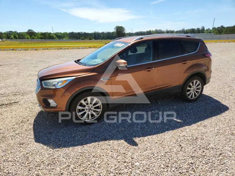 2017 Ford ESCAPE photo