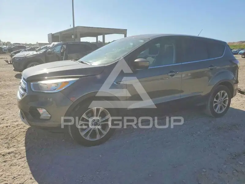 2017 Ford ESCAPE фото