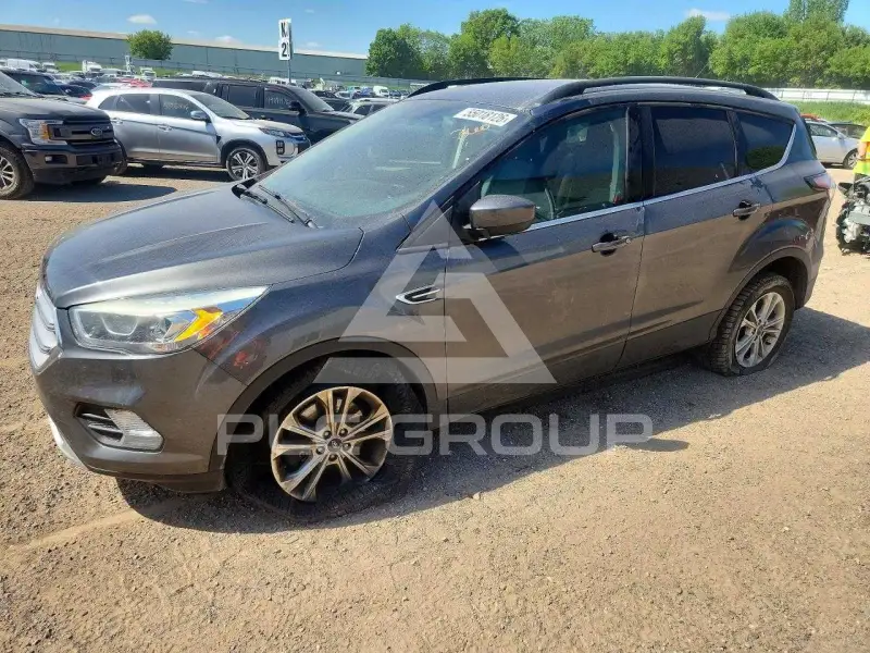 2017 Ford ESCAPE фото